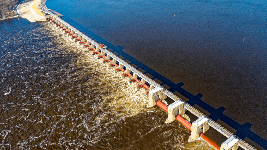 image of a dam